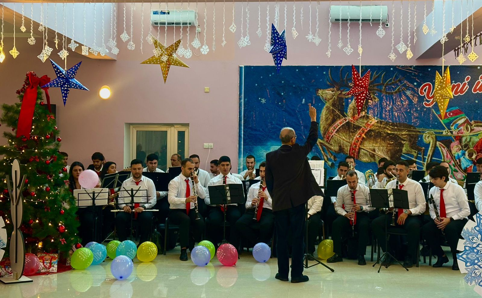 2 nömrəli internat məktəbində Yeni il münasibətilə tədbir keçirilib