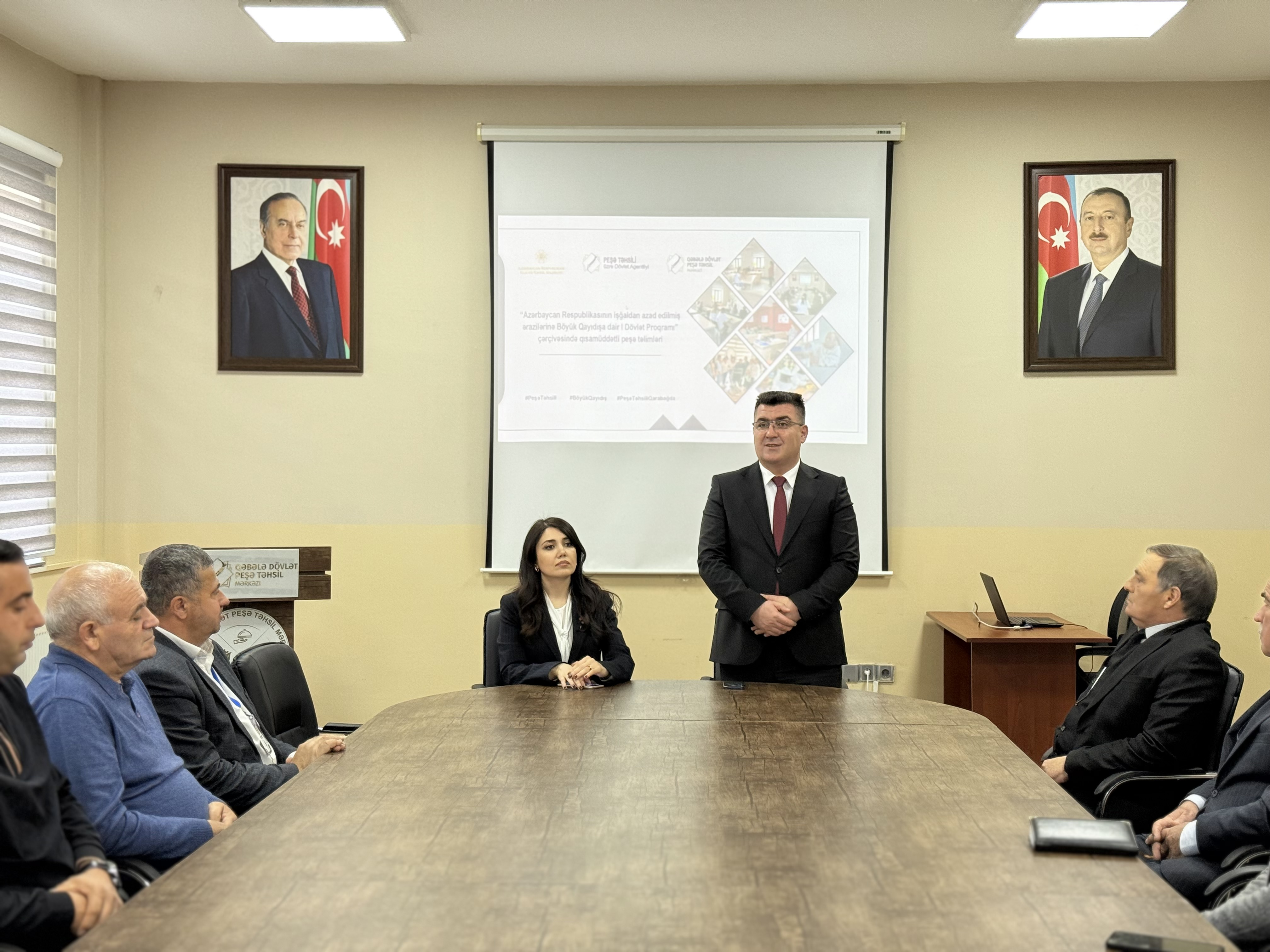 “Arıçılıq” təlimlərini uğurla bitirən müdavimlərə sertifikatlar təqdim edilib