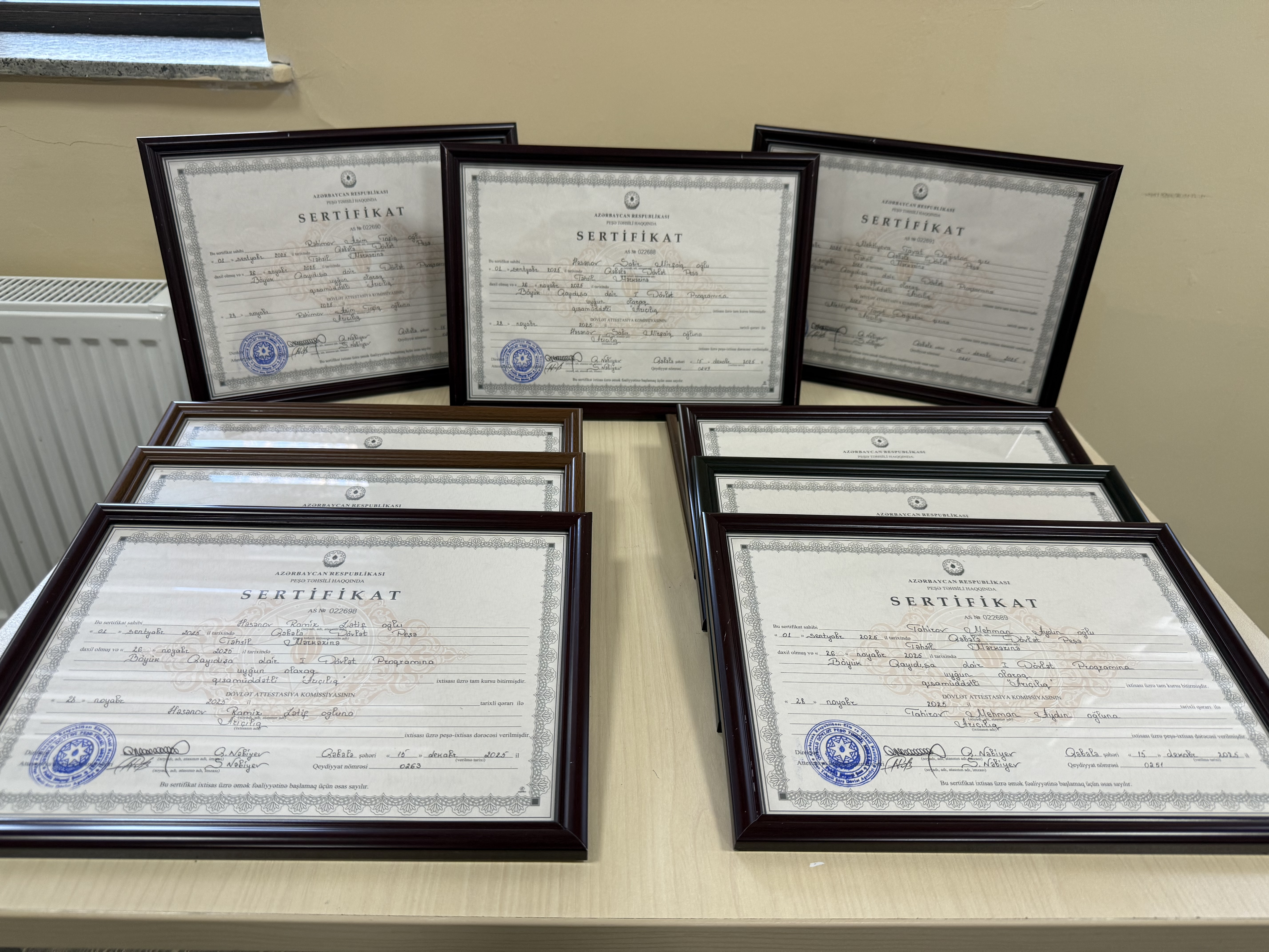 “Arıçılıq” təlimlərini uğurla bitirən müdavimlərə sertifikatlar təqdim edilib