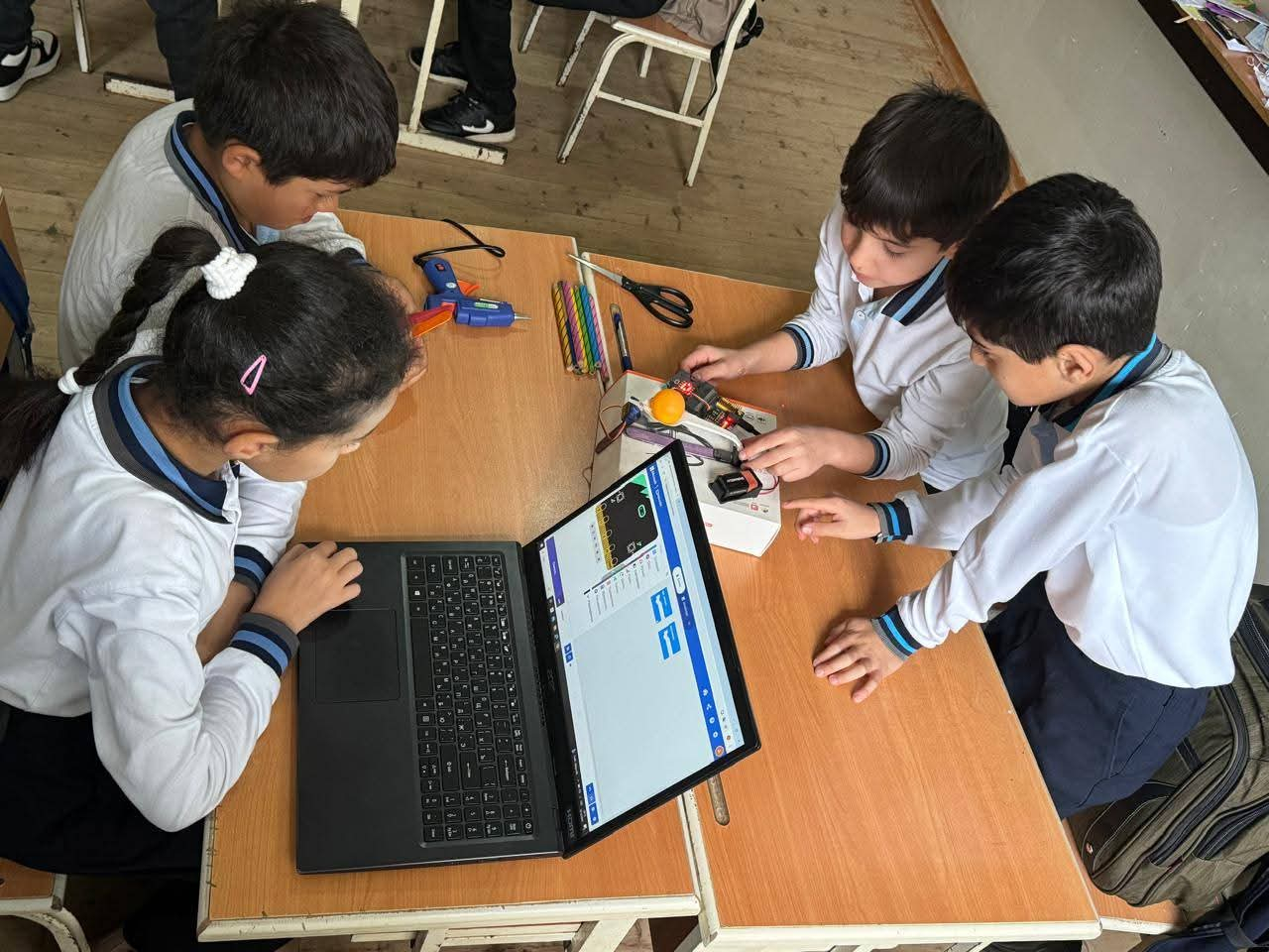 Biləsuvarda 88 sinif STEAM dərslərinə cəlb olunub 