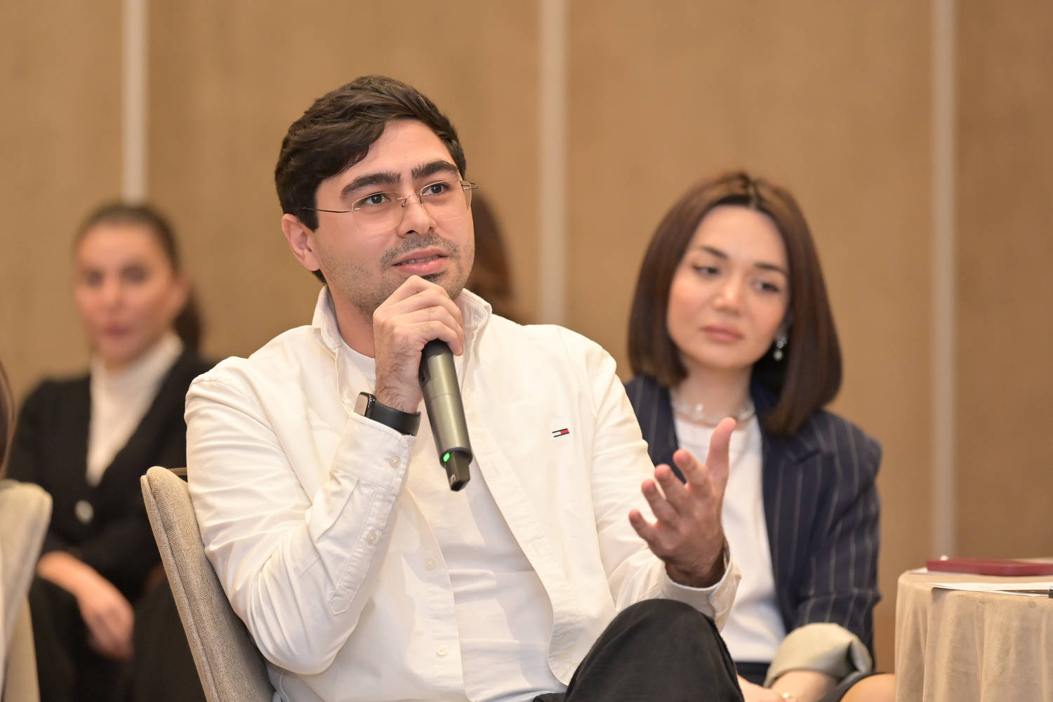 Bloger və influenserlərlə açıq dialoq formatında görüş keçirilib