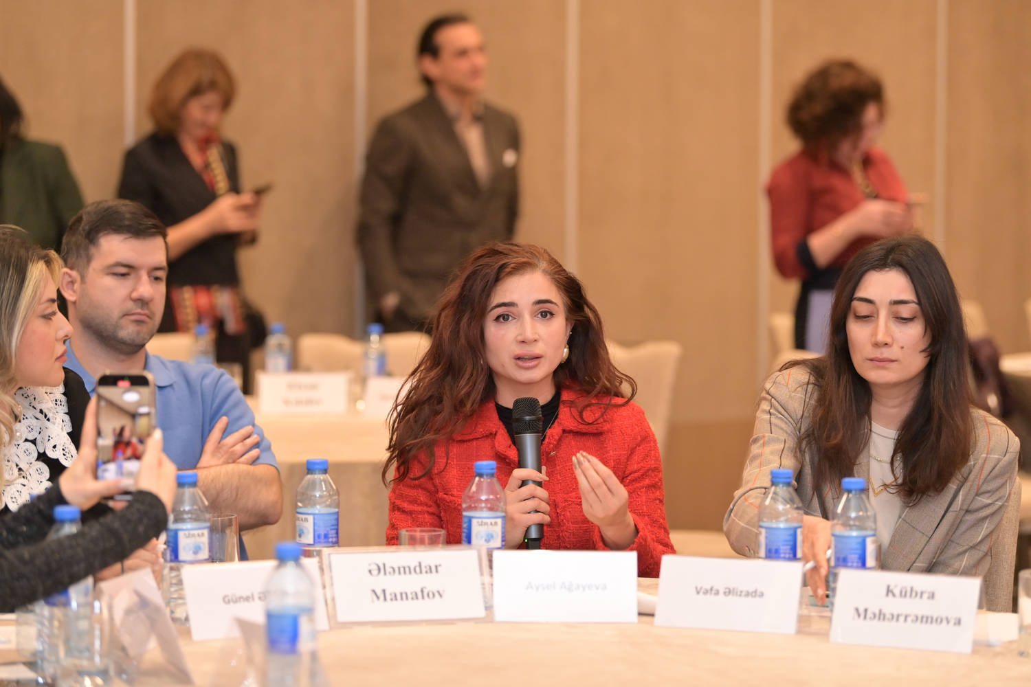 Bloger və influenserlərlə açıq dialoq formatında görüş keçirilib