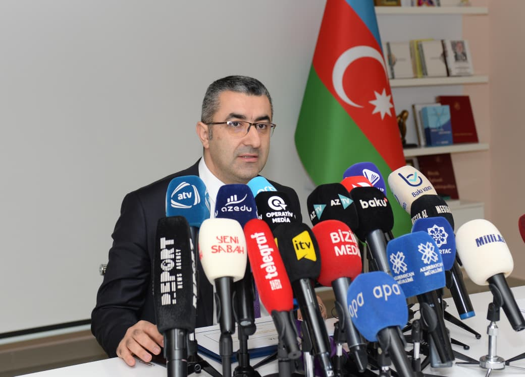 “Hüquqşünaslıq” ixtisası üzrə peşə tanınması imtahanında uğursuz nəticə göstərənlər kimlərdir?