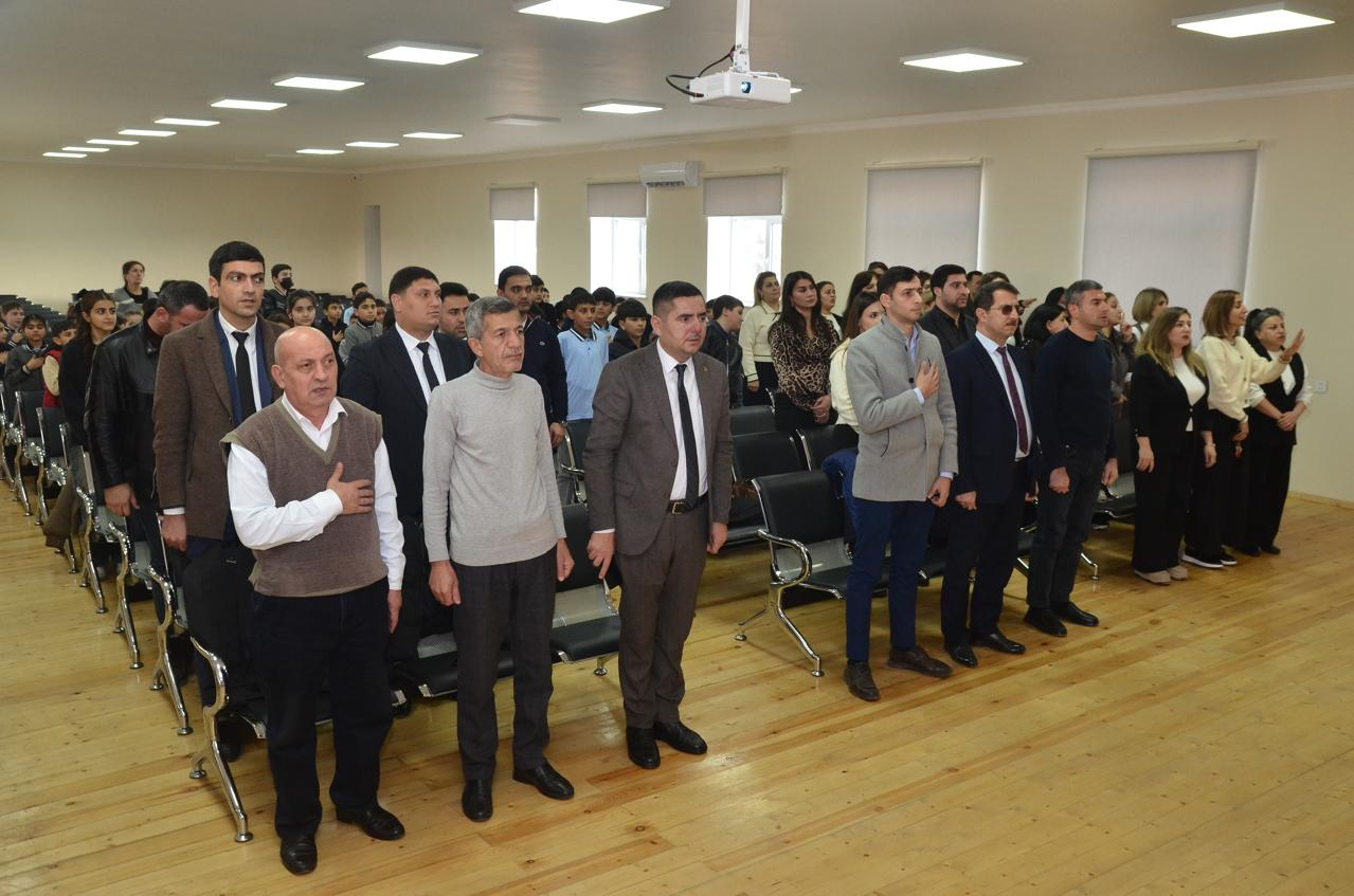 Şirvan məktəblilərinin badminton idman növünə marağı artırılır 