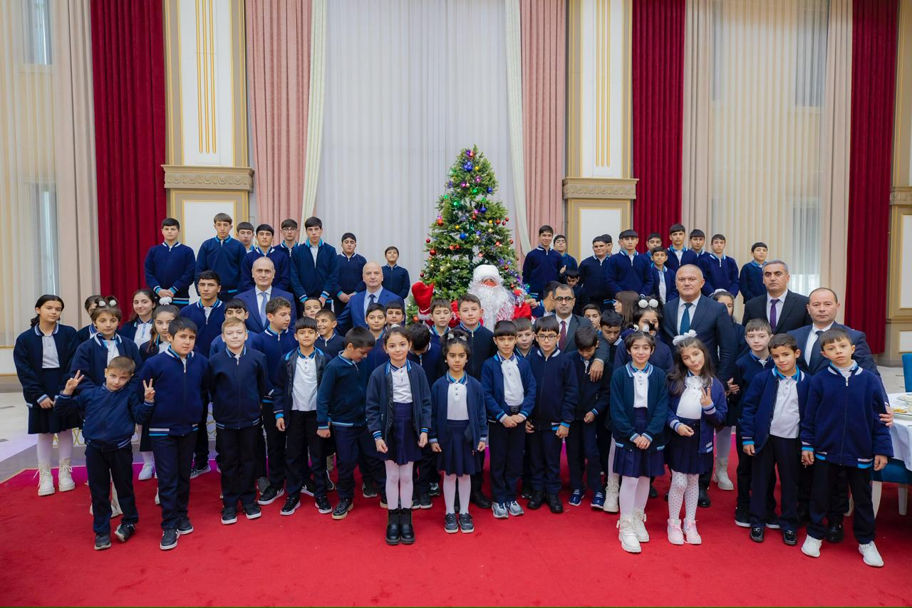 Xüsusi qayğıya ehtiyacı olan uşaqlar üçün yeni il şənliyi təşkil olunub