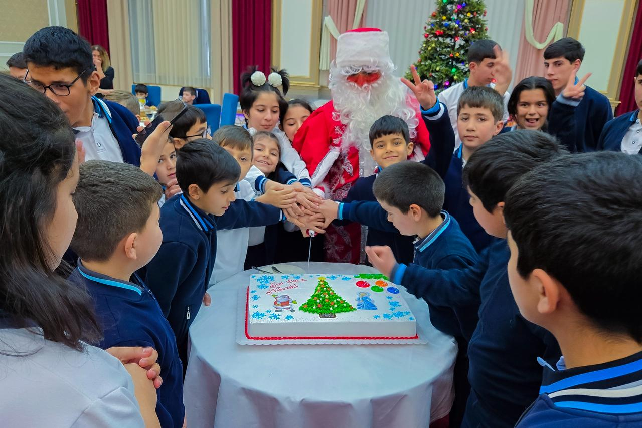 Xüsusi qayğıya ehtiyacı olan uşaqlar üçün yeni il şənliyi təşkil olunub