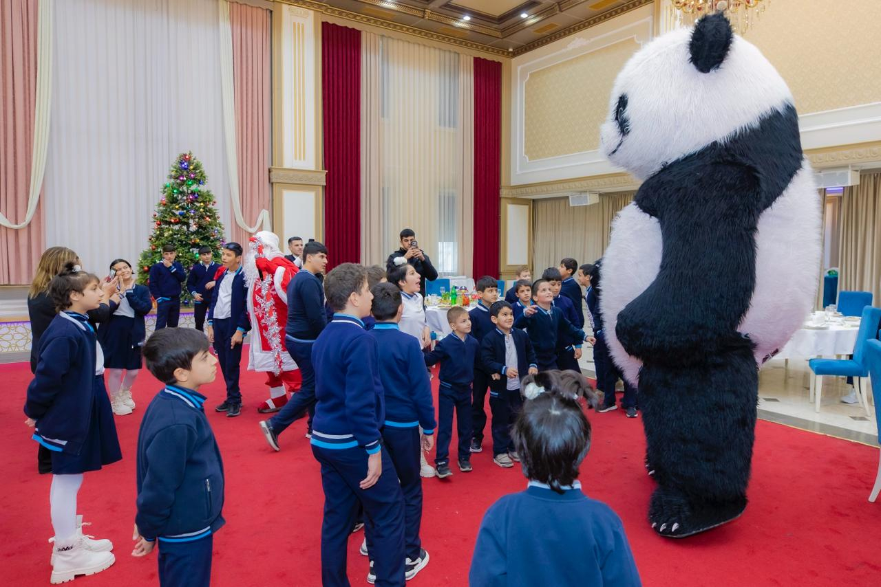 Xüsusi qayğıya ehtiyacı olan uşaqlar üçün yeni il şənliyi təşkil olunub