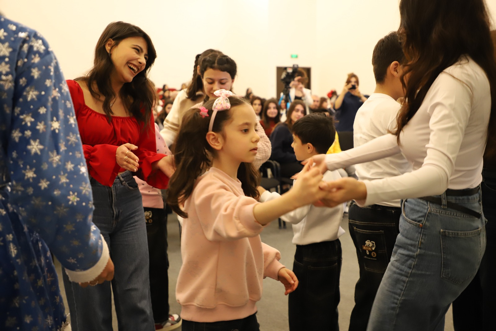 LDU-da “Yeni il karnavalı” adlı tədbir keçirilib