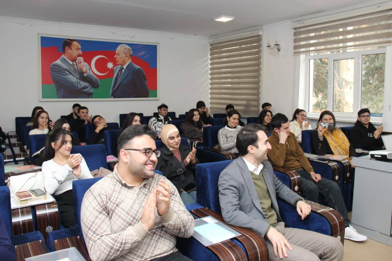 “Mediada Gənclərin Hüquqi Mübarizəsi” layihəsi çərçivəsində təlim keçirilib