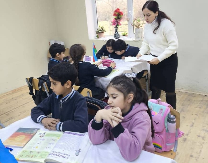 Kənddə müəllim olmaq: məsuliyyət, sevgi və nəticə