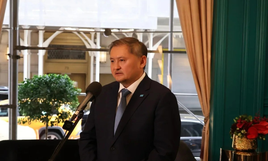 Qazaxıstan əcnəbi tələbələrinin sayını 5 dəfə artıracaq