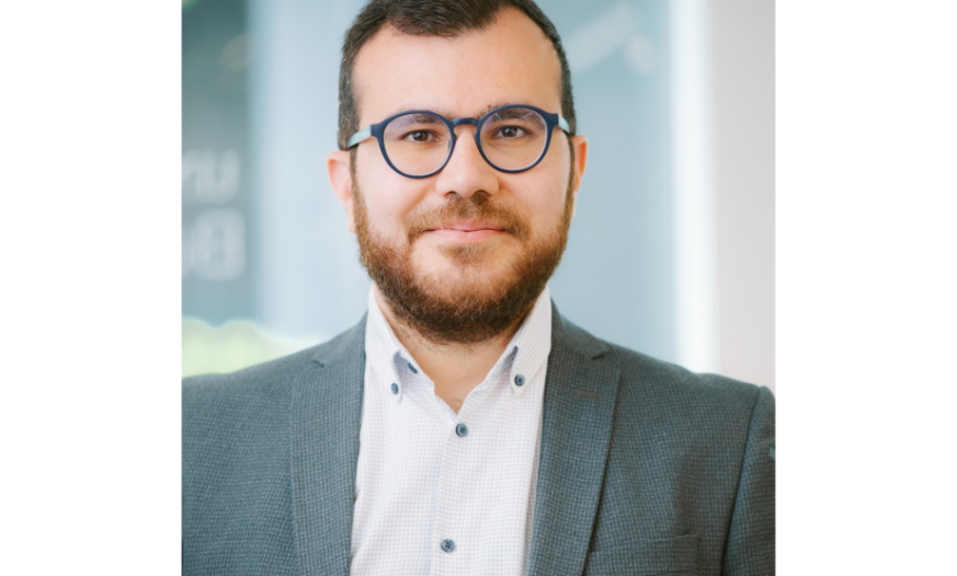 “Edinburq” Universitetində çalışan azərbaycanlı professor: Maliyyə, data və texnologiya gələcəyin dili olacaq