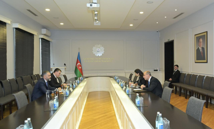 Elm və təhsil naziri Albaniyanın səfiri ilə görüşüb