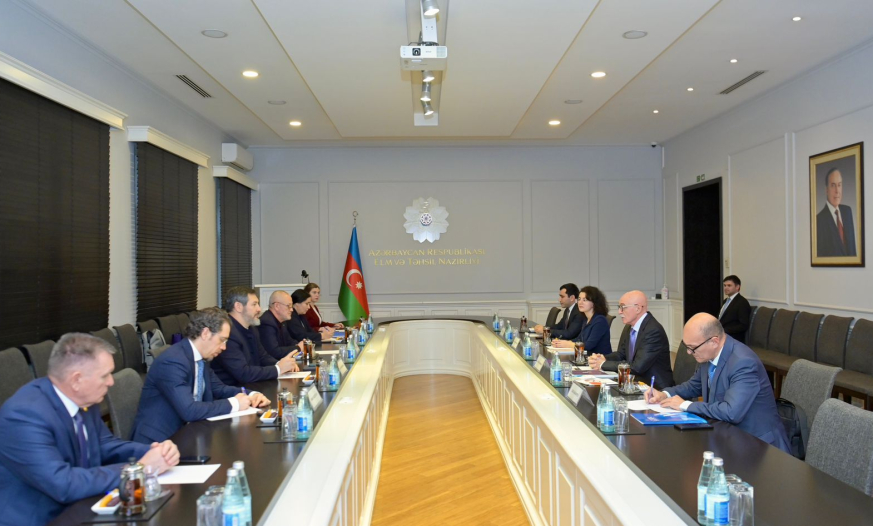 Firudin Qurbanov Tatarıstanın Baş nazirinin müavini ilə görüşüb