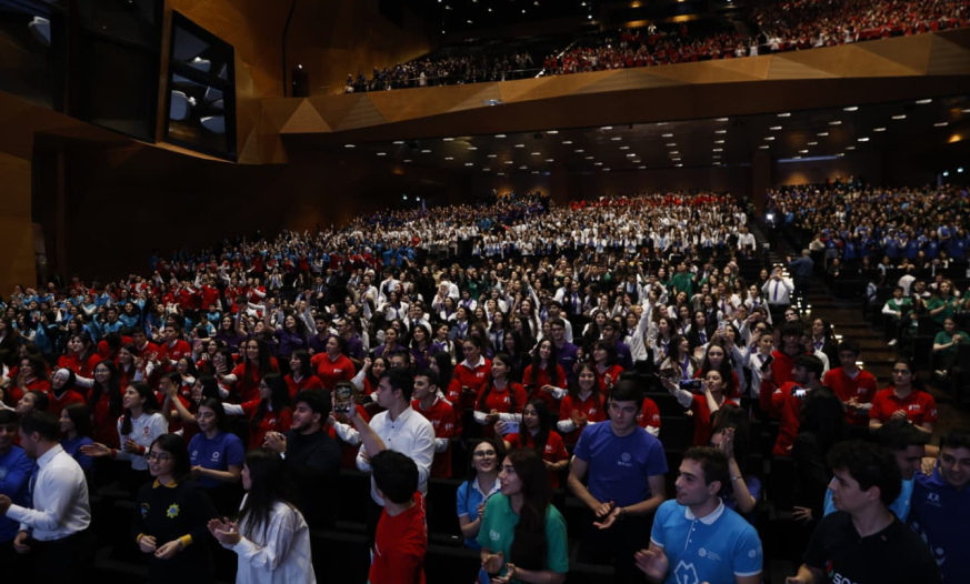 Könüllülük boş vaxt itkisi, yoxsa həyat təcrübəsidir?