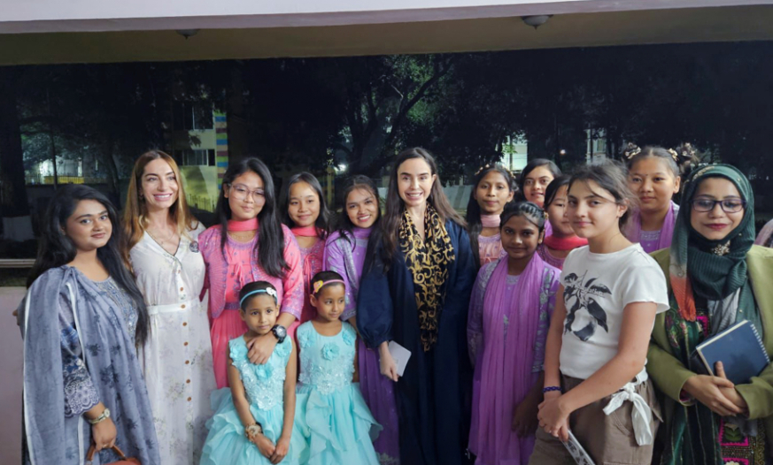 Leyla Əliyeva və Arzu Əliyeva Dəkkədə uşaq evini ziyarət ediblər