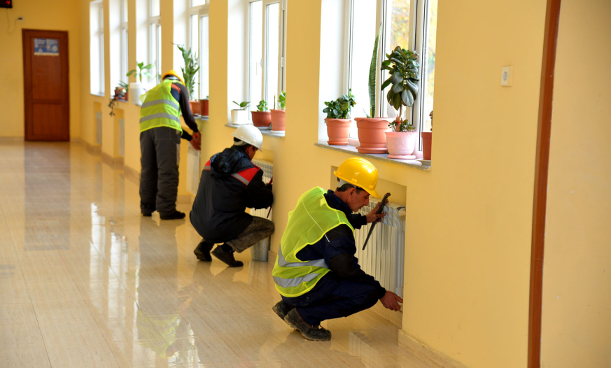 Son 2 ildə 300-dən çox təhsil müəssisəsi qazlaşdırılıb