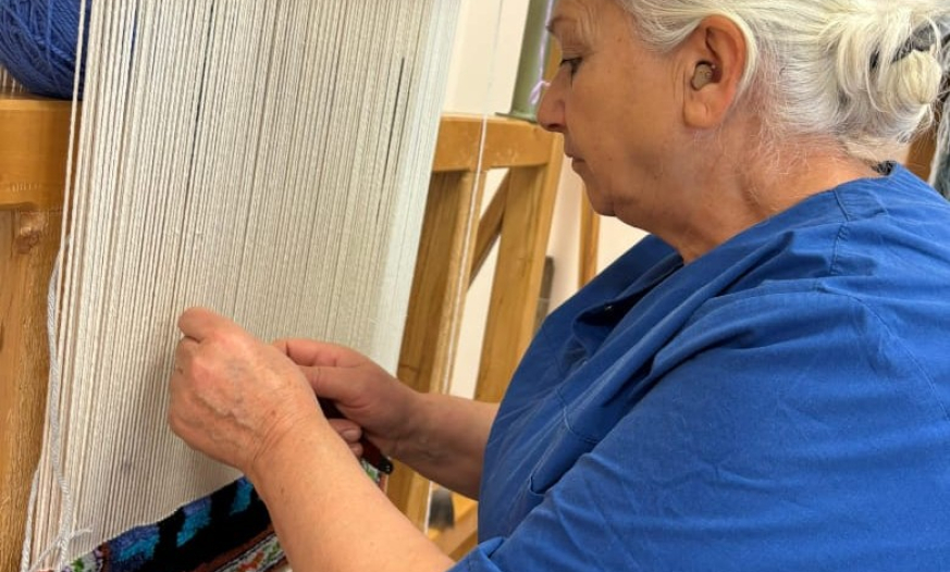 Xadiməlikdən tələbəliyə gedən yol