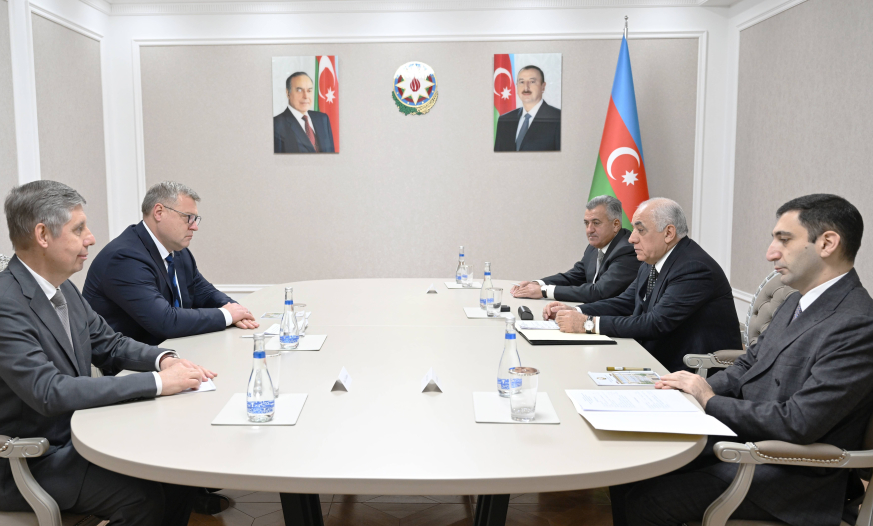 Əli Əsədov Rusiyanın Həştərxan vilayətinin qubernatoru ilə görüşüb