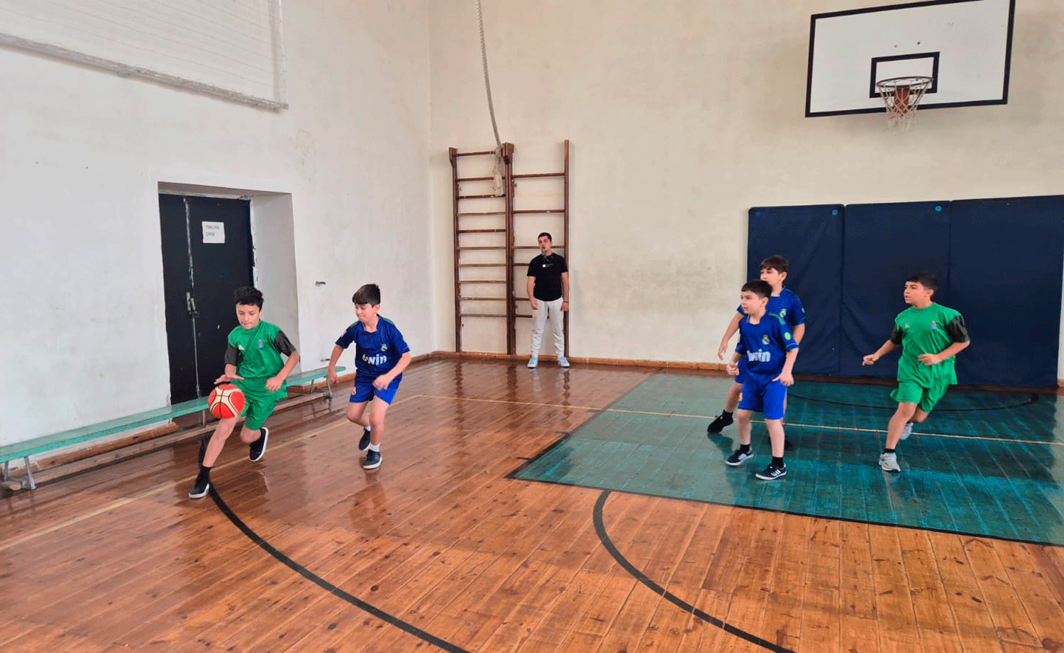 Məktəblər arasında respublika çempionatı keçirilir