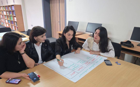 Regionlarda məktəb psixoloqları üçün təlimlər keçirilib 