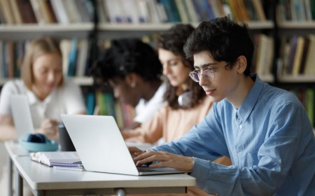 Diplomla bitməyən yol: Ömürboyu təhsil niyə hər kəs üçün vacibdir?