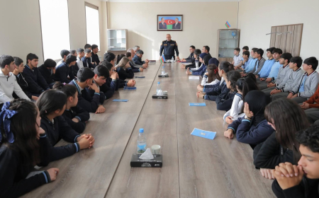 Naxçıvanda məktəblilərlə maarifləndirici tədbir keçirilib  