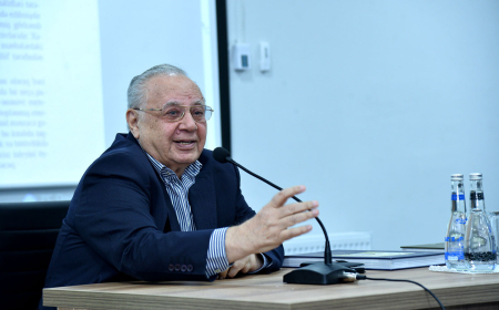 Tarixçi alim Həsən Həsənovla görüş keçirilib 