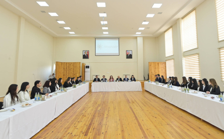 Elm və təhsil naziri Mərkəzi Aran üzrə gənc pedaqoji heyətlə görüşüb 