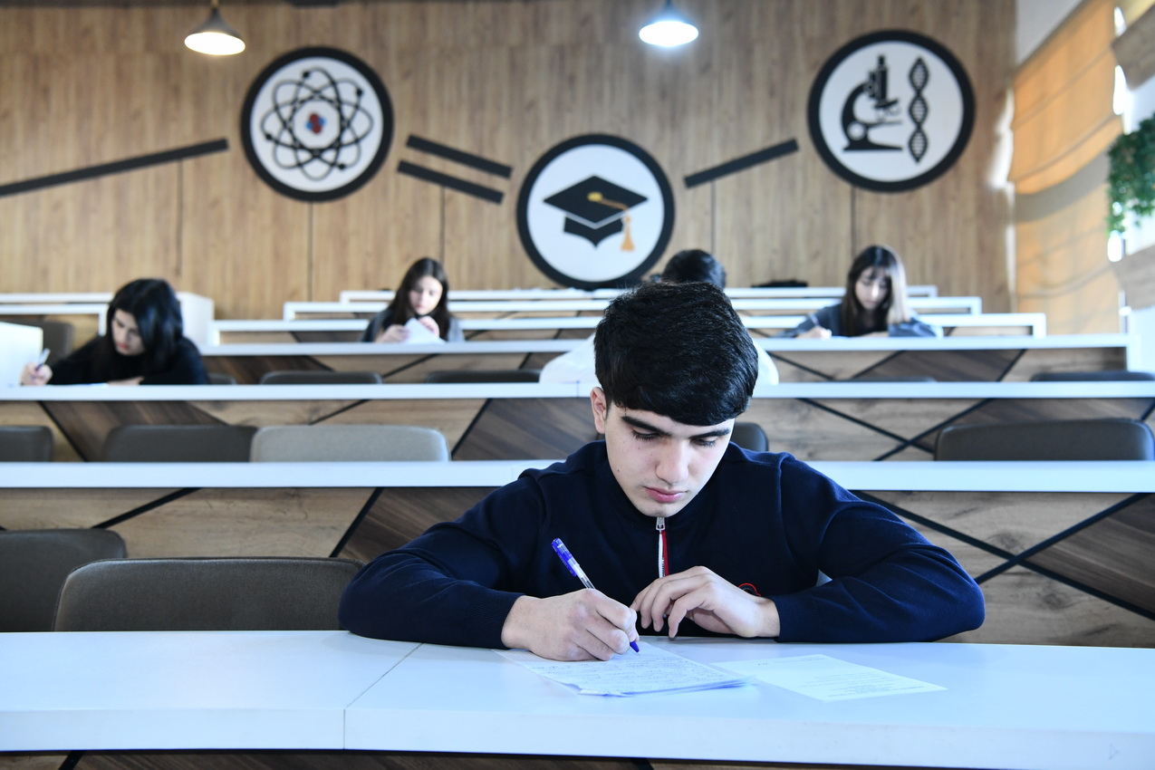 ADNSU-da payız semestrinin imtahan sessiyası başlayıb