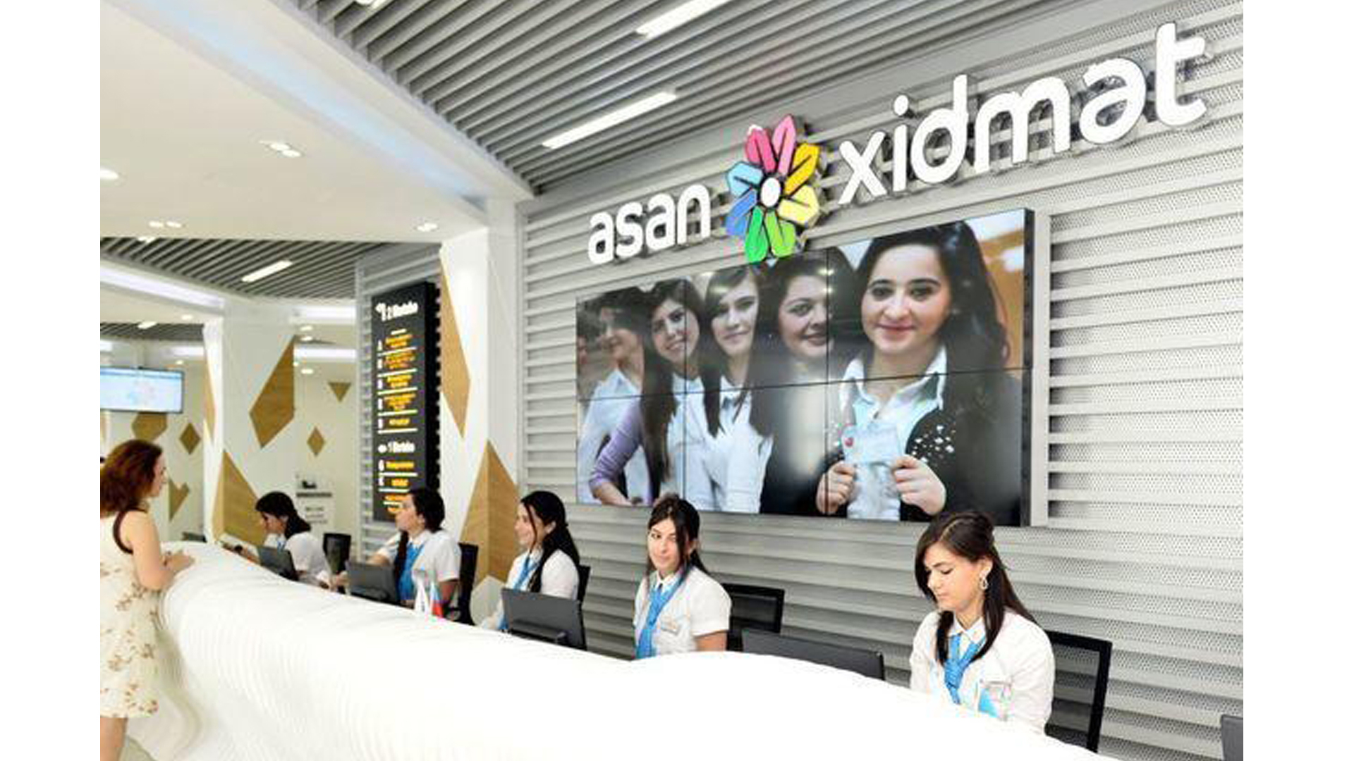 Naxçıvanda “ASAN xidmət”də vətəndaşlara 5 min təhsil  xidməti göstərilib