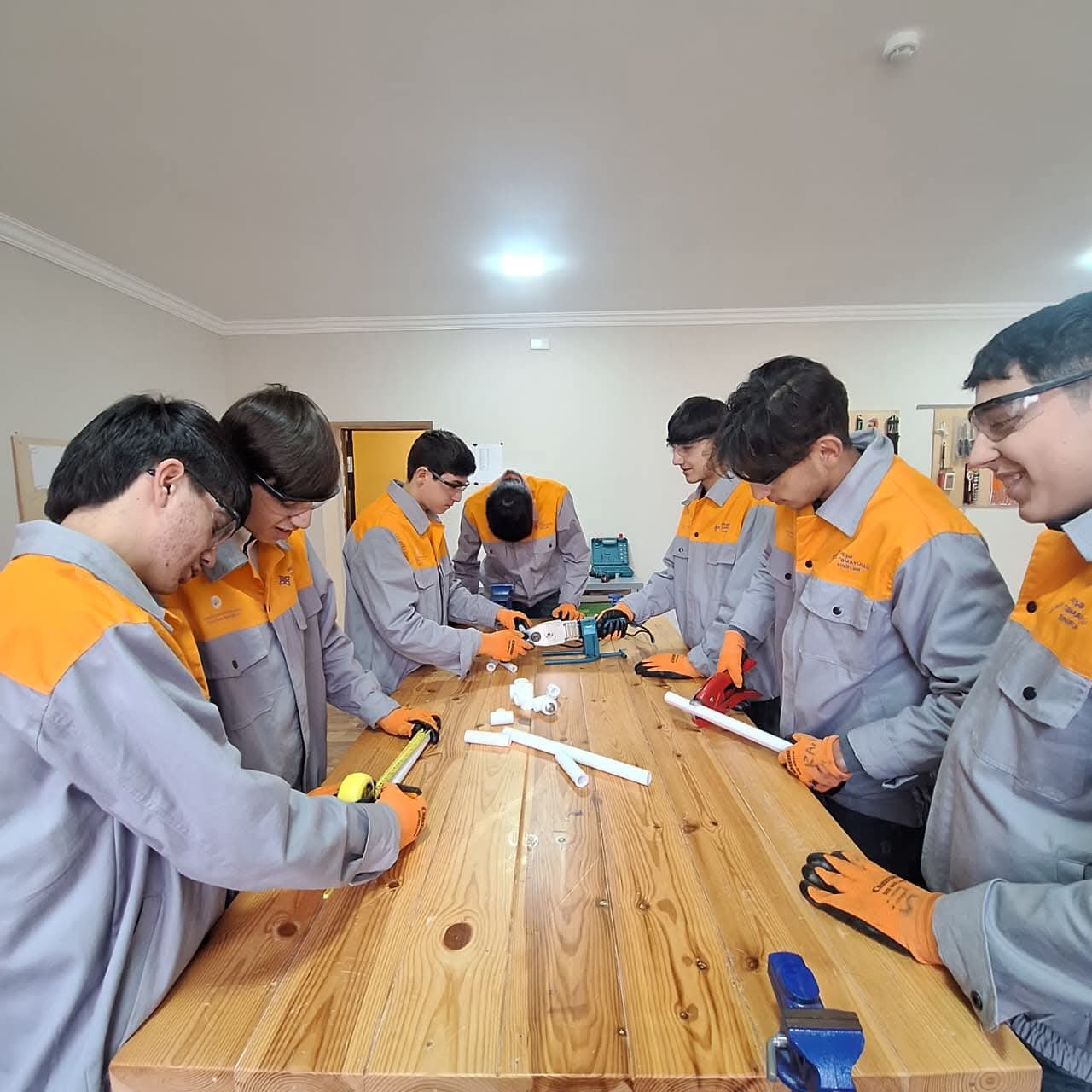 Şirvan-Salyan regionunun 1000-dən çox şagirdi peşə təmayüllü siniflərdə təhsil alır 