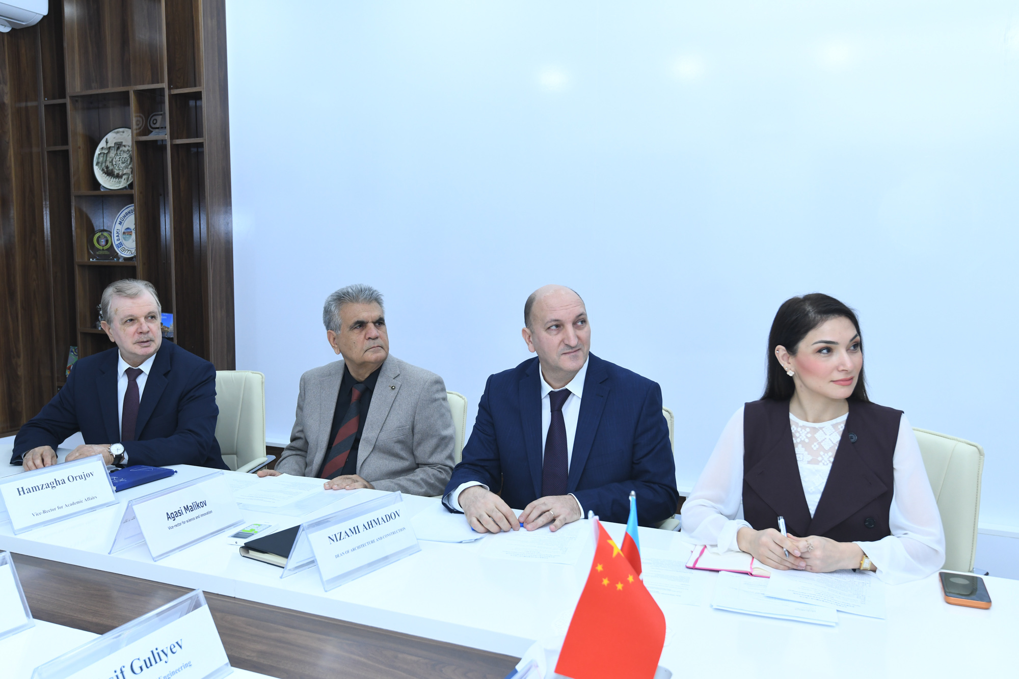 BMU Çinin daha bir universiteti ilə ikili diplom müqaviləsi imzalayıb