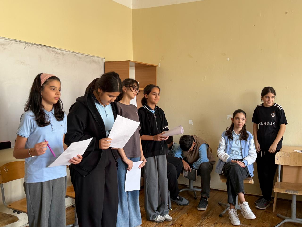 Qaradağ məktəblərində “Bacarıqlar məktəbi” layihəsi icra olunur