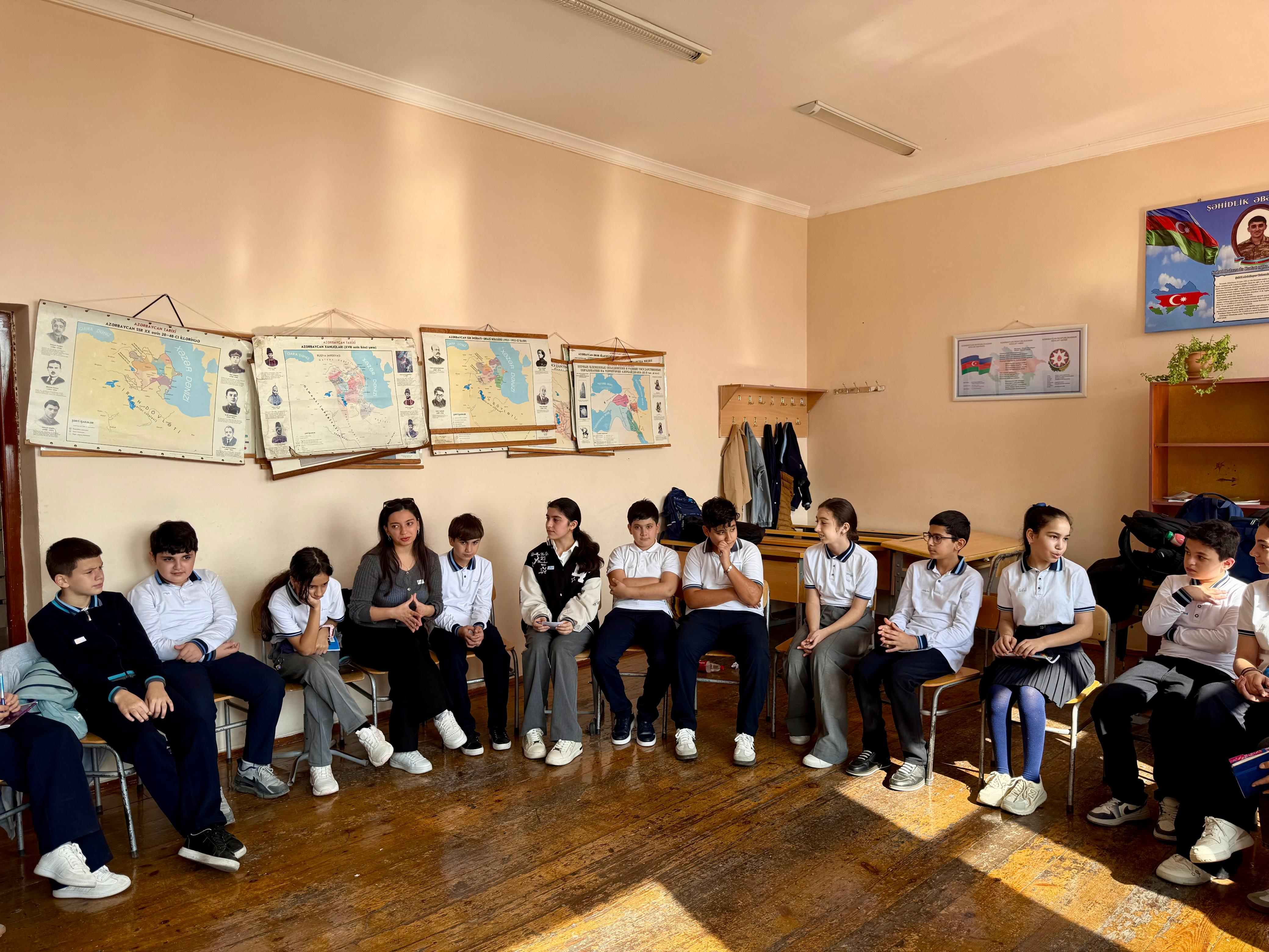 Qaradağ məktəblərində “Bacarıqlar məktəbi” layihəsi icra olunur