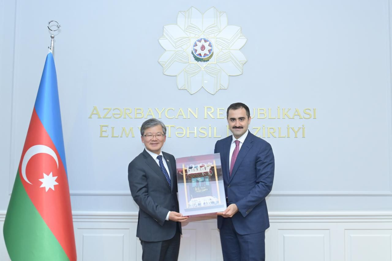 Nazir müavini Koreya Respublikasının ölkəmizdəki səfiri ilə görüşüb