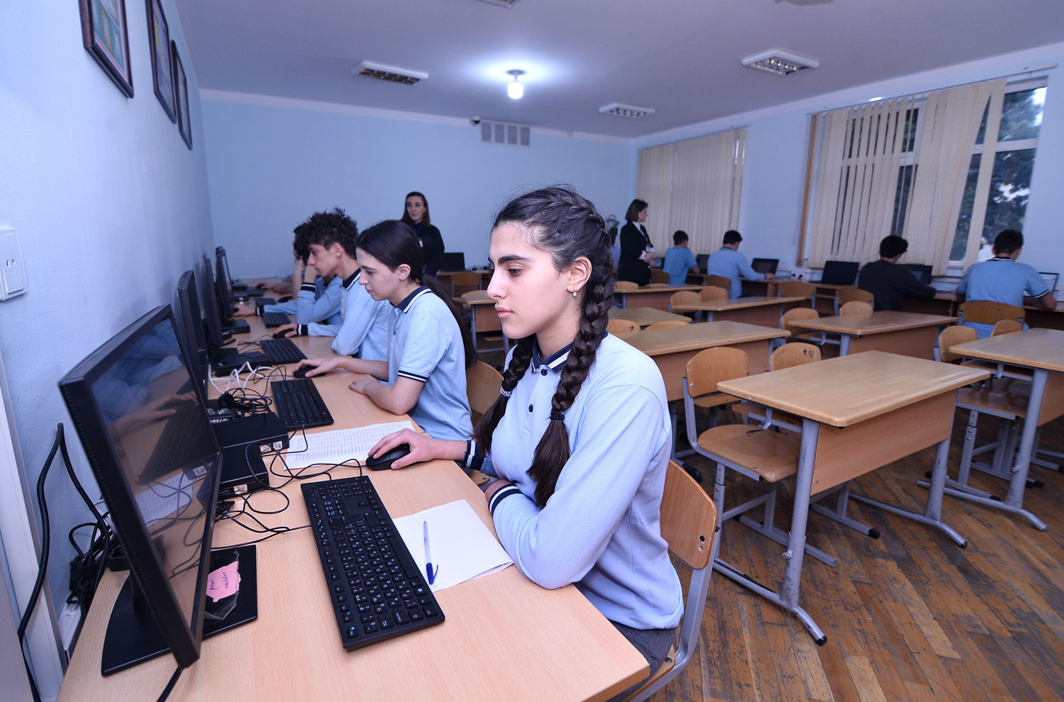 Bakı məktəblərində böyük summativ qiymətləndirmələr keçirilir