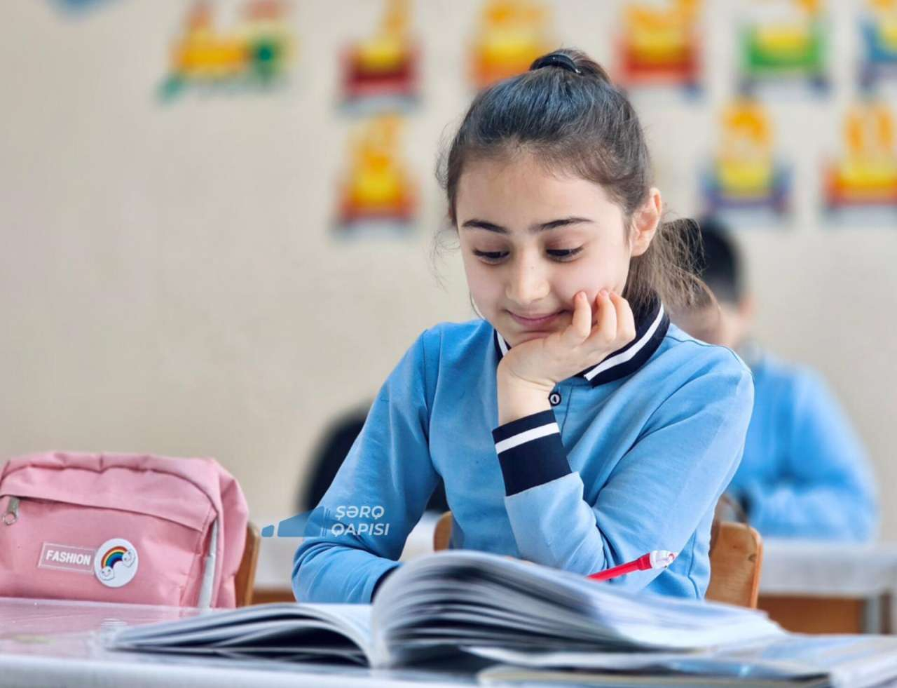 Sərhədin bir addımlığında yerləşən 37 yaşlı məktəb