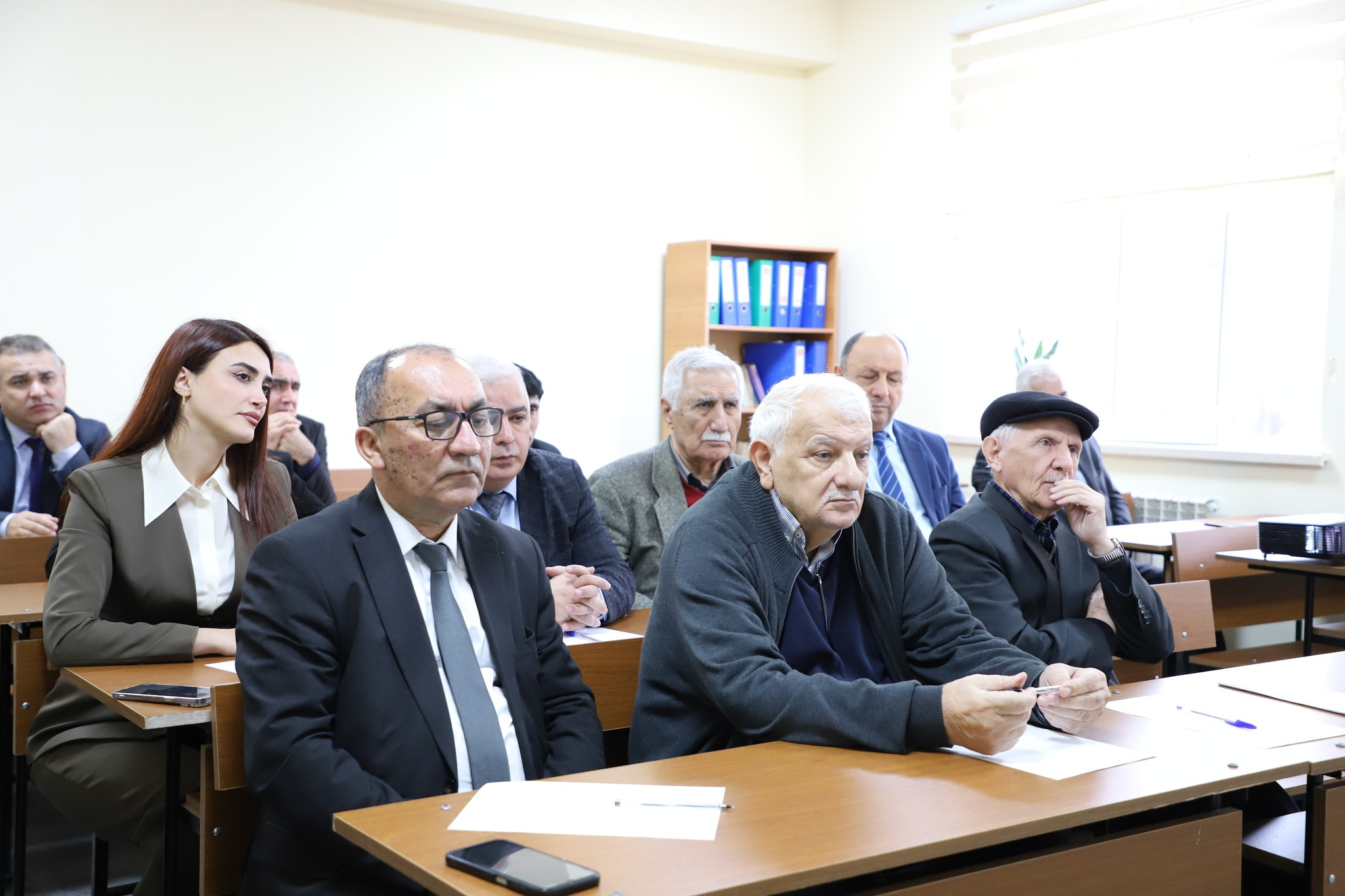 LDU-da keçirilən elmi seminarda riyaziyyatın inkişaf mərhələləri müzakirə edilib