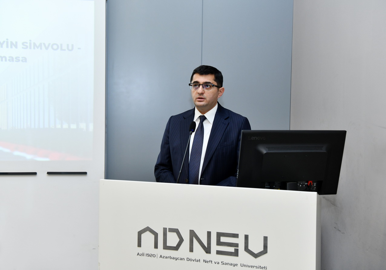 ADNSU-da 20 Yanvar şəhidlərinin xatirəsinə həsr olunmuş tədbir keçirilib