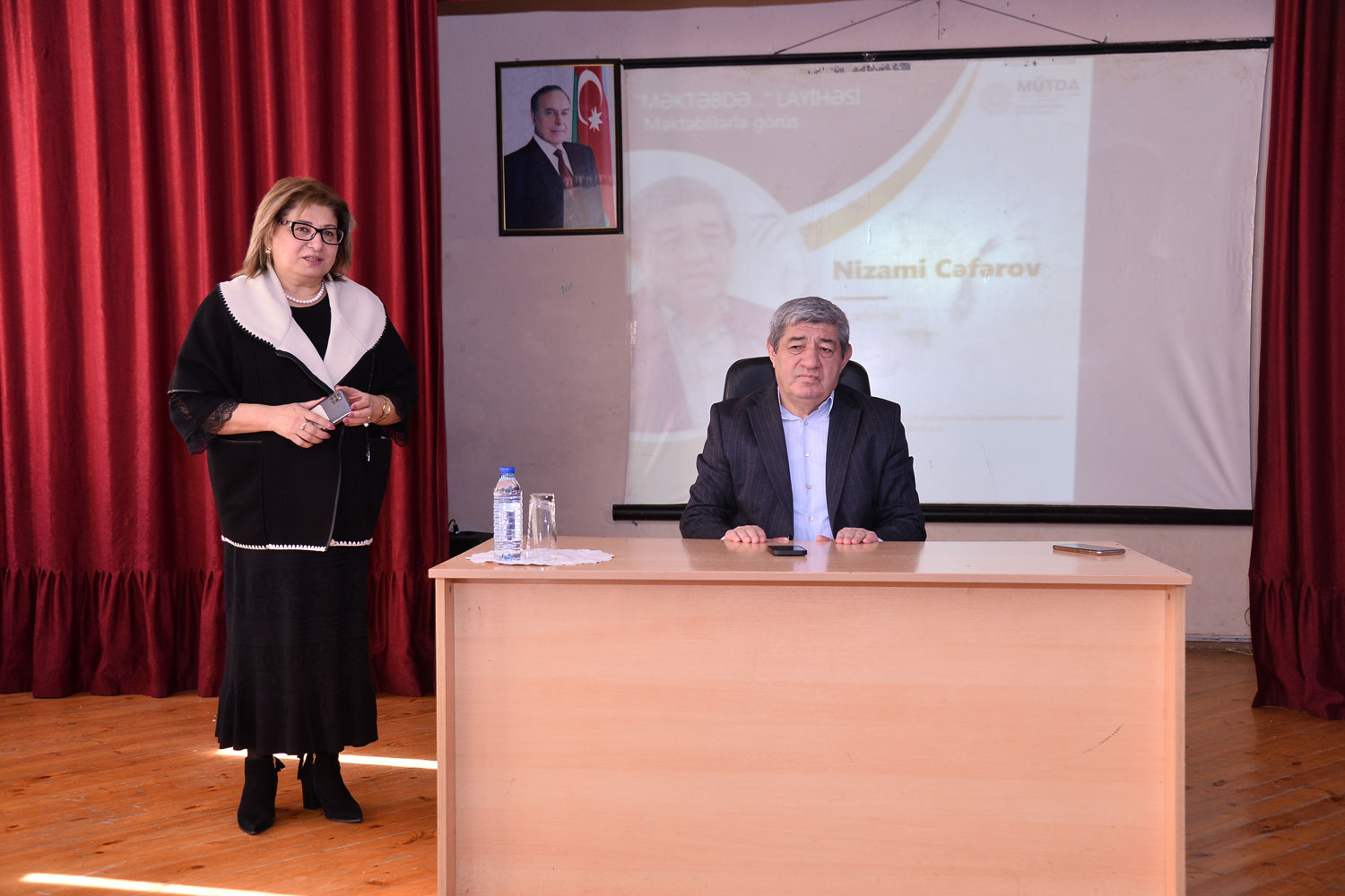 Məktəbdə öyrədilən ana dili heç zaman möhkəmliyini itirmir - akademik