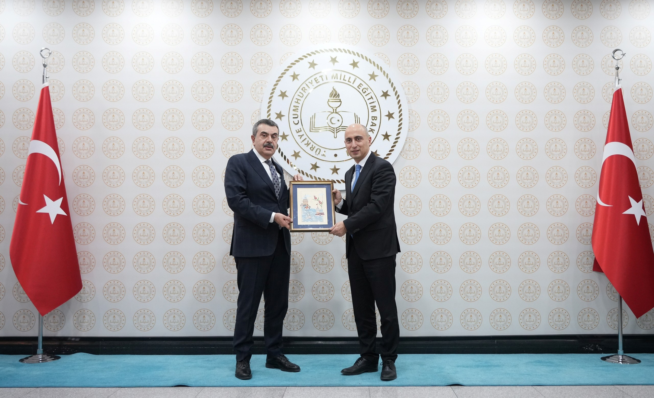 Emin Əmrullayev Türkiyəyə səfəri çərçivəsində Yusuf Tekinlə görüşüb