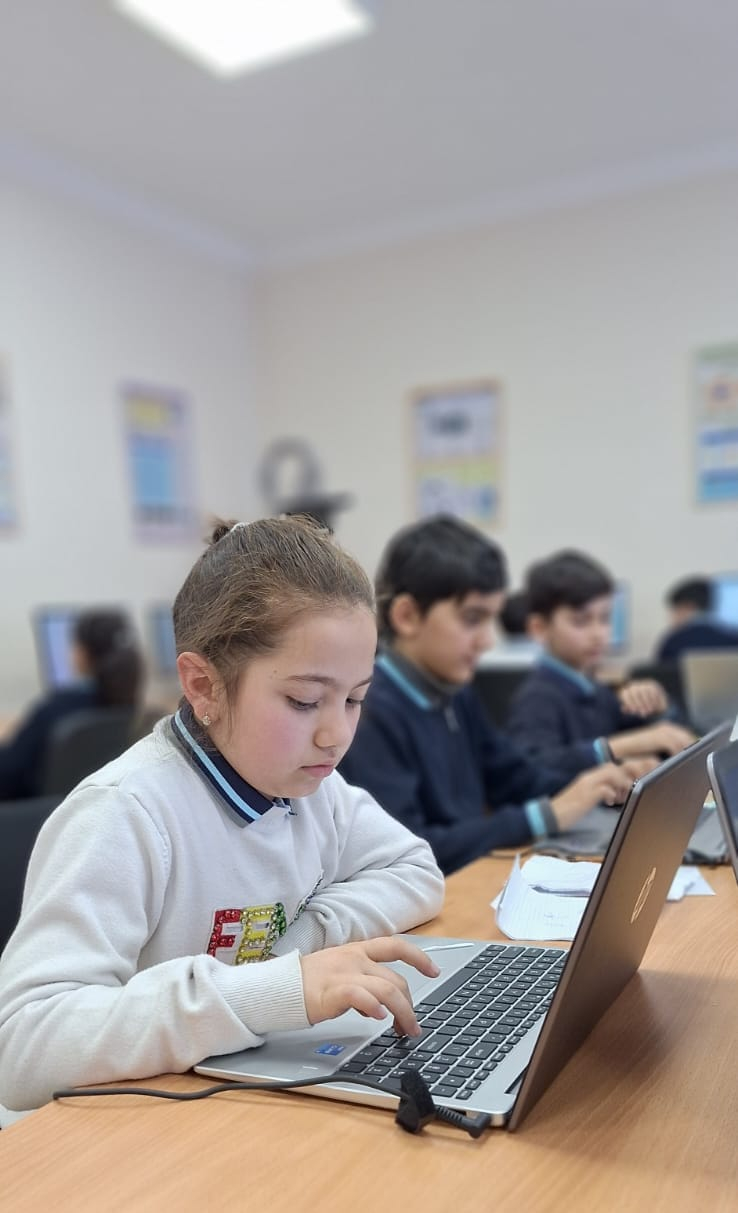 Qarabağ məktəblərində BSQ-lər rəqəmsal formada keçirilir