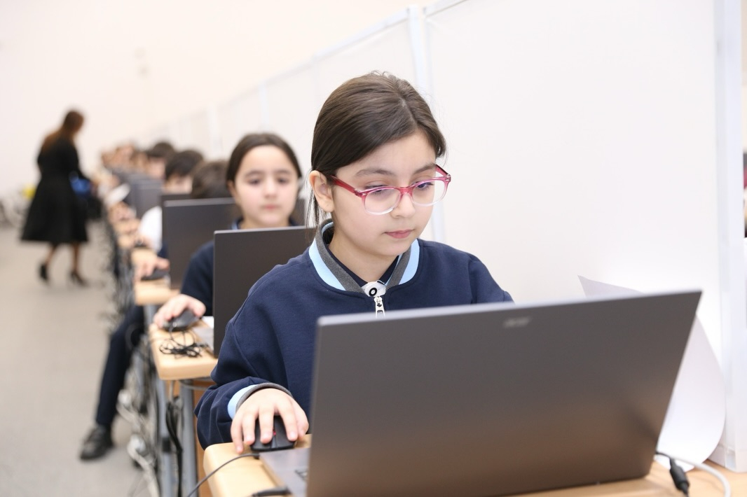 BSQ-lər hansı məktəblərdə rəqəmsal keçirilir?