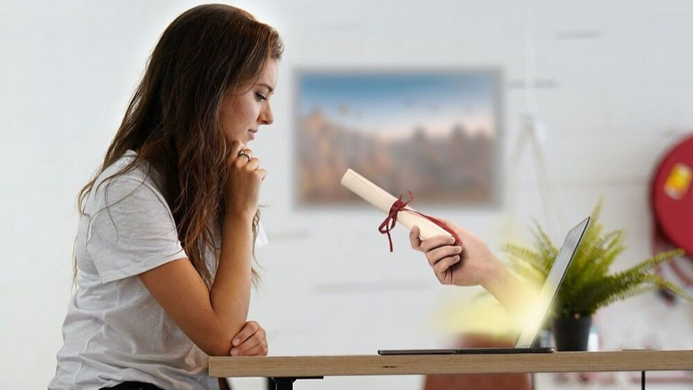 Elektron diplomlar nə vaxtdan veriləcək?