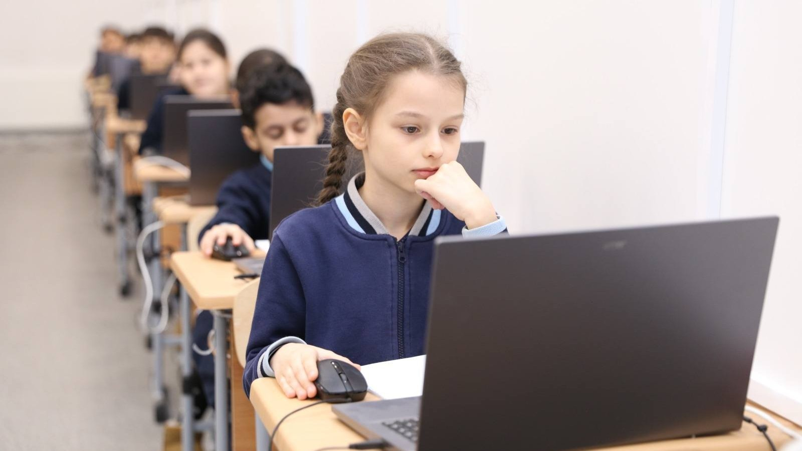 Məktəblərdə yeni qiymətləndirmə modeli sınaqdan keçirilir: