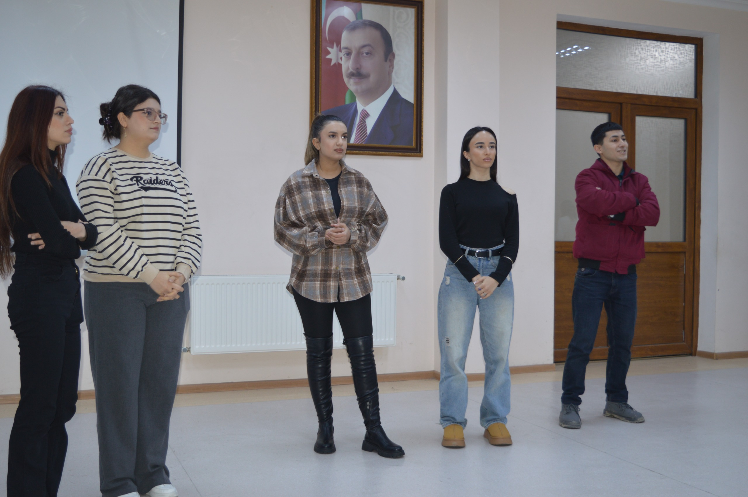 “Mediada gənclərin hüquqi mübarizəsi” layihəsi çərçivəsində debat yarışı keçirilib