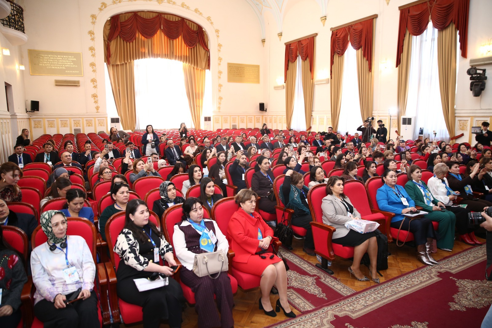 ADPU-da “Hədəfdə STEAM-8” beynəlxalq təlim-treninqi öz işinə başlayıb