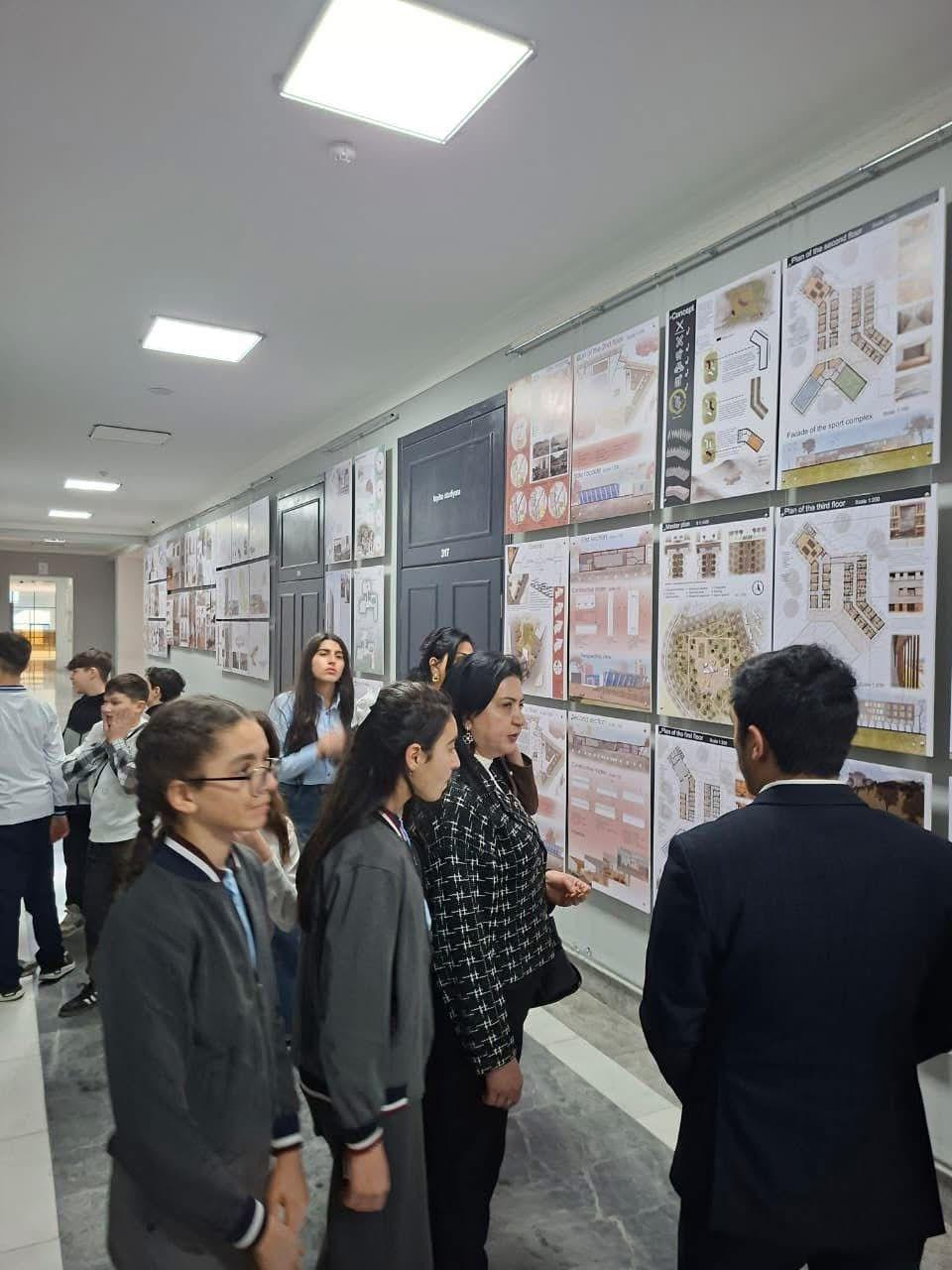 AzMİU-da “Memarlıq və Şəhərsalma İli” çərçivəsində maarifləndirici ekskursiya təşkil olunub