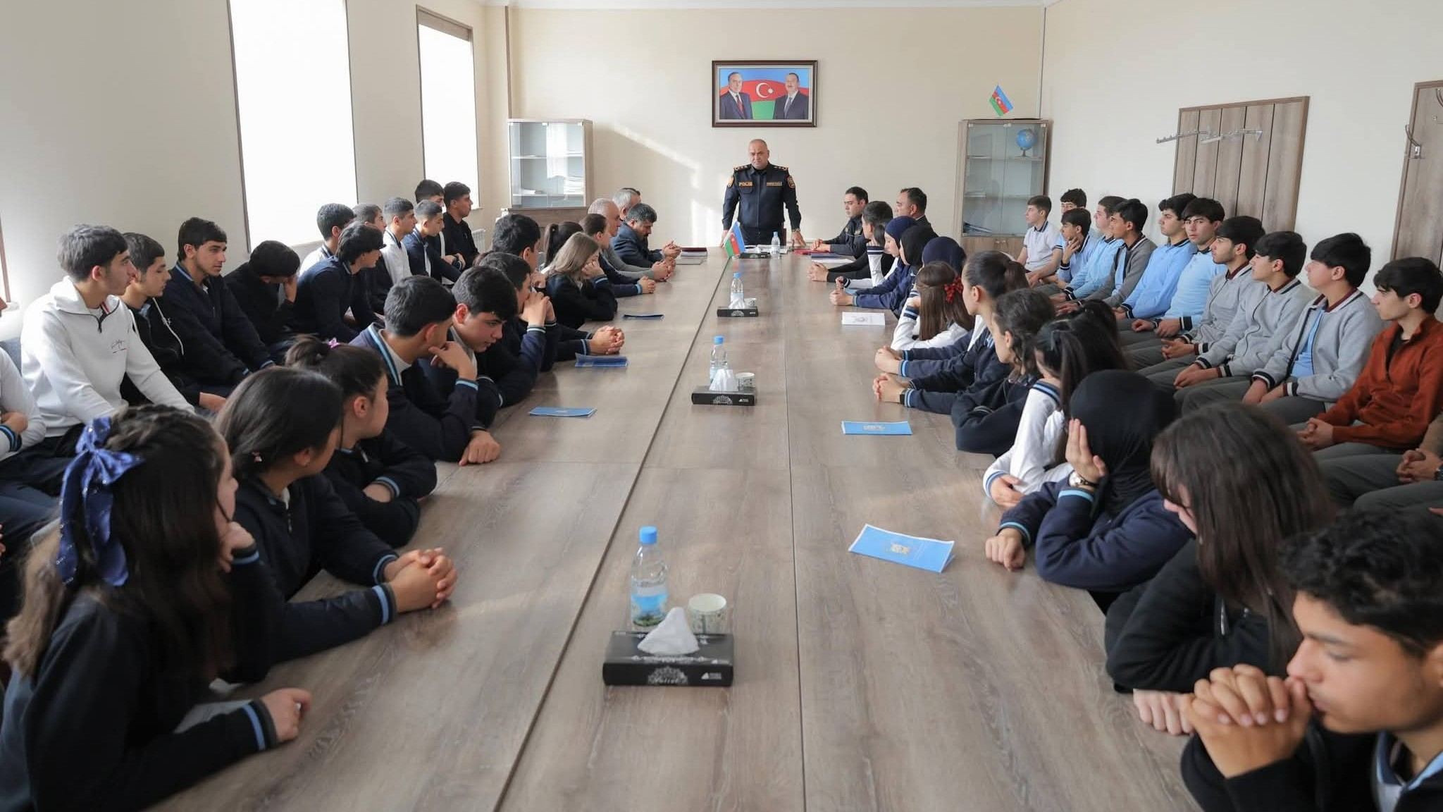 Naxçıvanda məktəblilərlə maarifləndirici tədbir keçirilib 